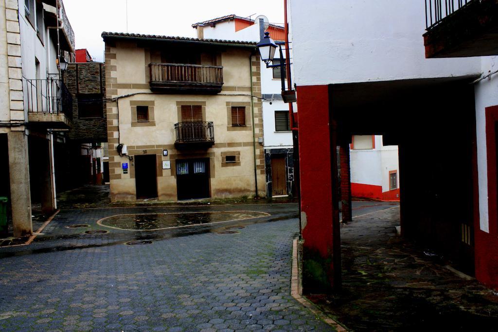 La Boticaria Casa Rural Apartamento Descargamaria Bagian luar foto