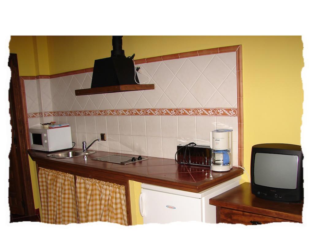 La Boticaria Casa Rural Apartamento Descargamaria Ruang foto